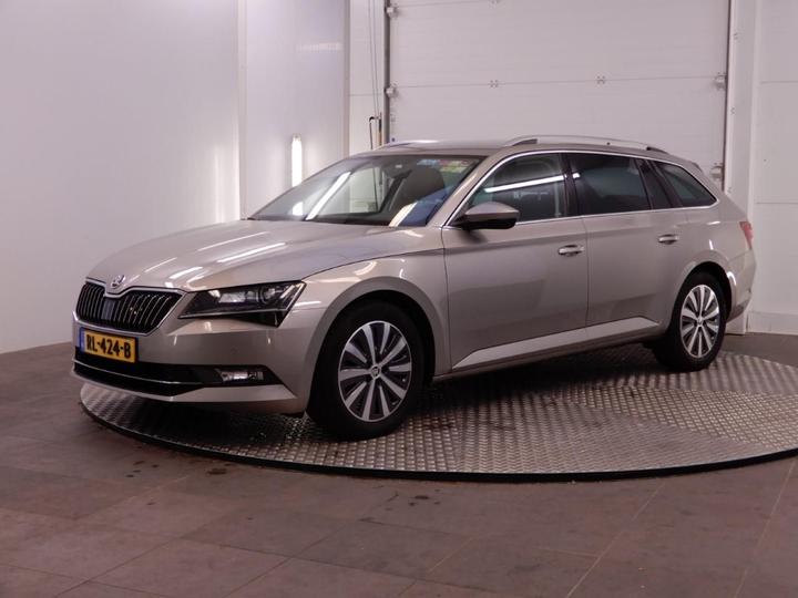 Photo 7 VIN: TMBJG9NP8J7551599 - SKODA SUPERB 