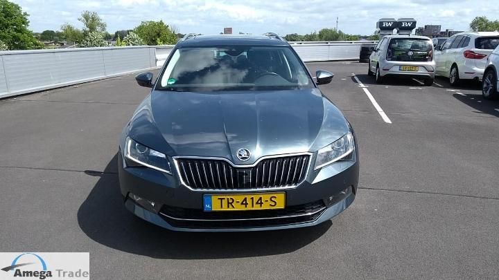 Photo 2 VIN: TMBJG9NP8J7599457 - SKODA SUPERB 