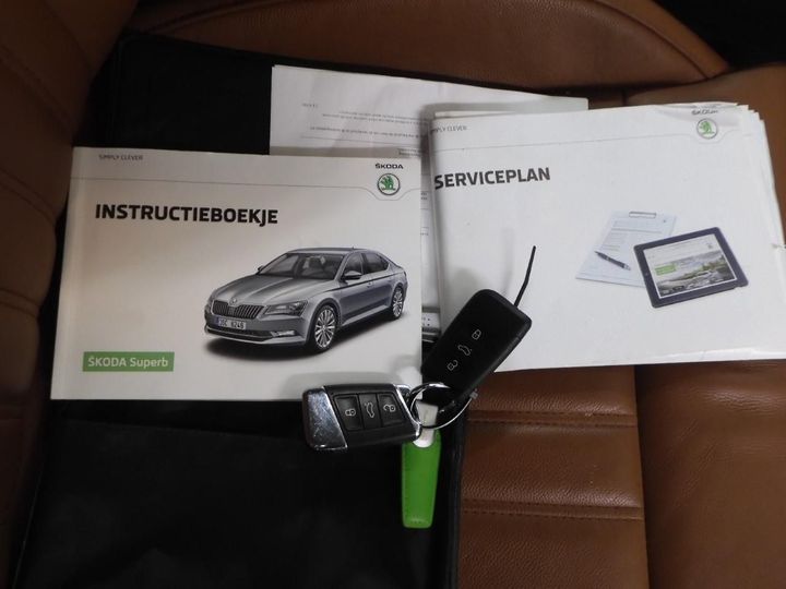 Photo 17 VIN: TMBJG9NP9G7059298 - SKODA SUPERB 