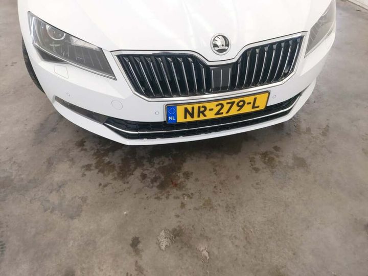 Photo 7 VIN: TMBJG9NP9H7536202 - SKODA SUPERB 