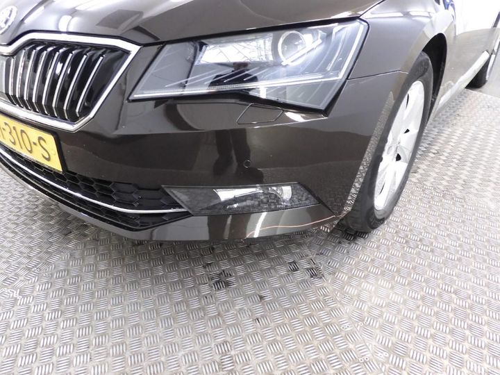 Photo 27 VIN: TMBJG9NP9J7505392 - SKODA SUPERB 