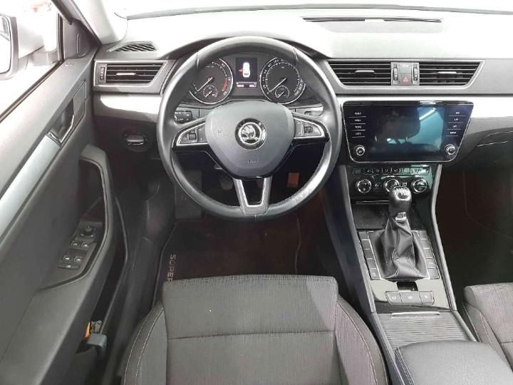 Photo 7 VIN: TMBJG9NP9J7507949 - SKODA SUPERB 