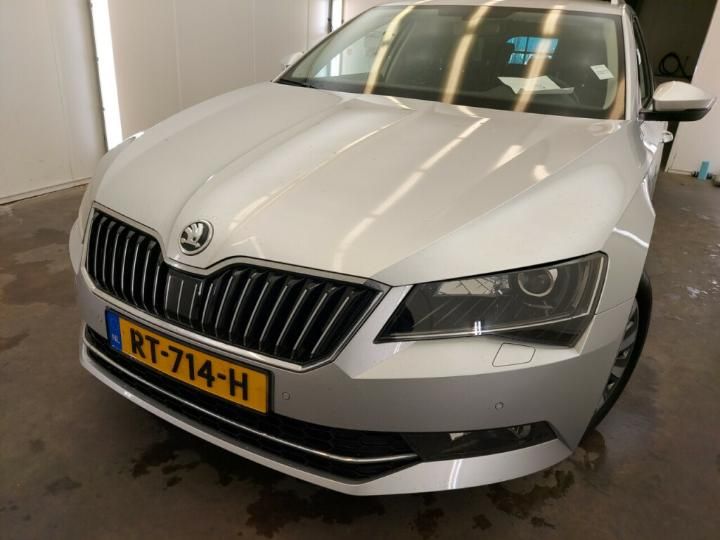 Photo 7 VIN: TMBJG9NP9J7556701 - SKODA SUPERB 