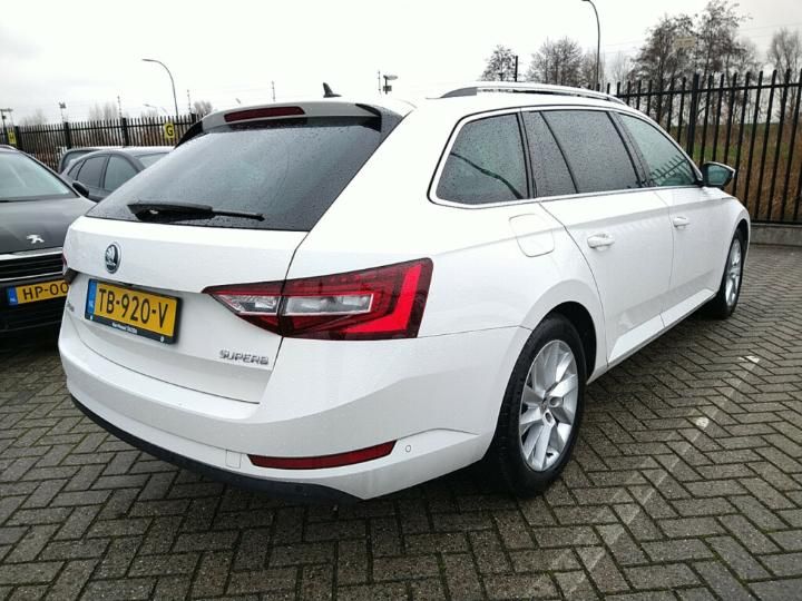 Photo 2 VIN: TMBJG9NP9J7599189 - SKODA SUPERB 