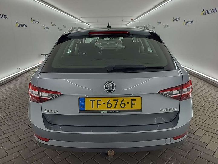 Photo 17 VIN: TMBJG9NP9J7606500 - SKODA SUPERB 