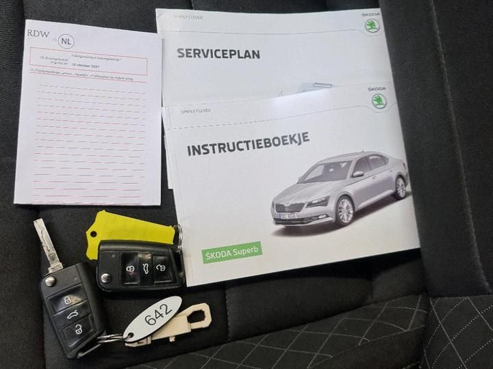 Photo 9 VIN: TMBJG9NPXG7022289 - SKODA SUPERB 