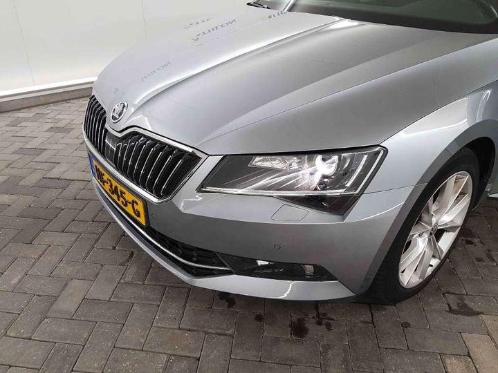 Photo 11 VIN: TMBJG9NPXG7023975 - SKODA SUPERB COMBI 