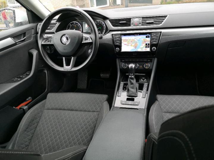 Photo 6 VIN: TMBJG9NPXG7040338 - SKODA SUPERB 