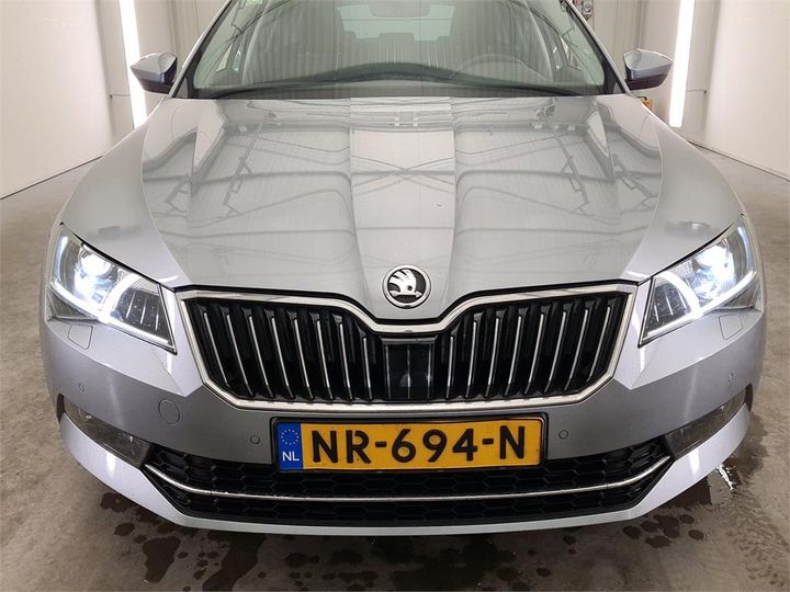 Photo 5 VIN: TMBJG9NPXH7508165 - SKODA SUPERB 