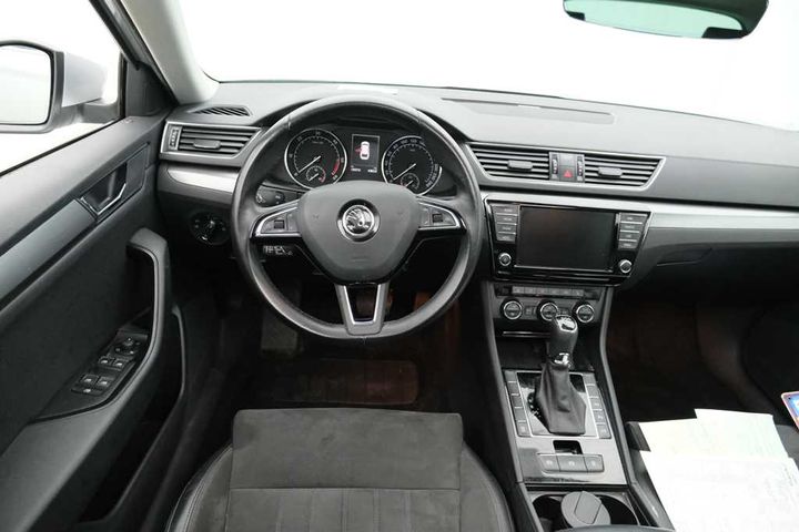 Photo 9 VIN: TMBJG9NPXH7556894 - SKODA SUPERB 