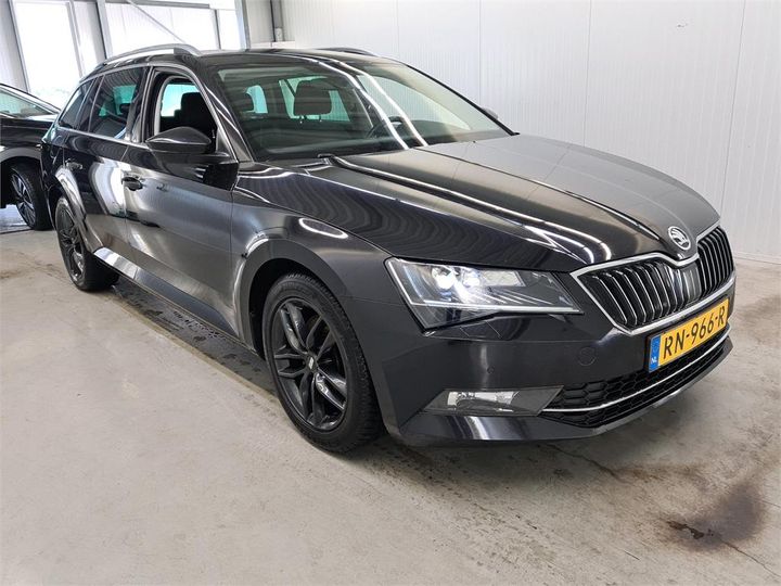 Photo 2 VIN: TMBJG9NPXJ7555279 - SKODA SUPERB 