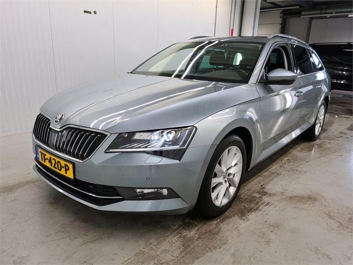 Photo 0 VIN: TMBJG9NPXJ7597533 - SKODA SUPERB 