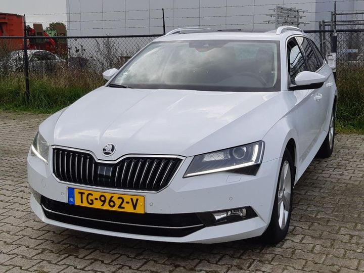 Photo 0 VIN: TMBJG9NPXJ7606179 - SKODA SUPERB COMBI 