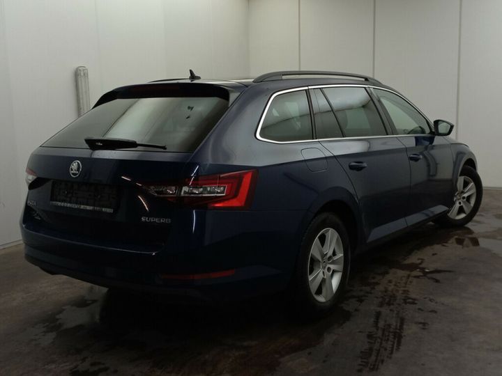 Photo 2 VIN: TMBJH7NP0H7549082 - SKODA SUPERB 