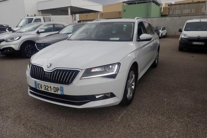 Photo 0 VIN: TMBJH7NP0J7516900 - SKODA SUPERB COMBI 