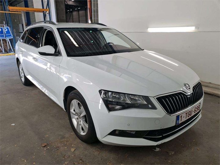 Photo 2 VIN: TMBJH7NP0J7529842 - SKODA SUPERB 