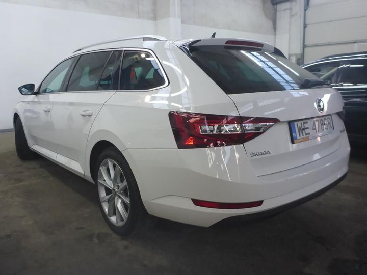 Photo 4 VIN: TMBJH7NP0J7571556 - SKODA SUPERB 