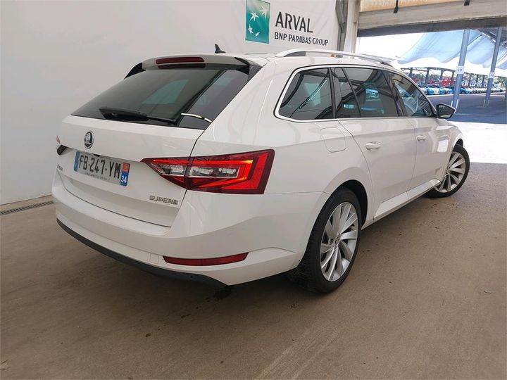 Photo 2 VIN: TMBJH7NP0K7024465 - SKODA SUPERB 