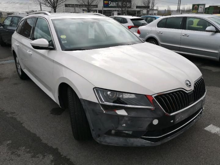 Photo 3 VIN: TMBJH7NP0K7047924 - SKODA SUPERB 