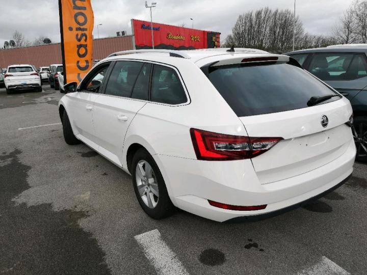 Photo 5 VIN: TMBJH7NP0K7047924 - SKODA SUPERB 