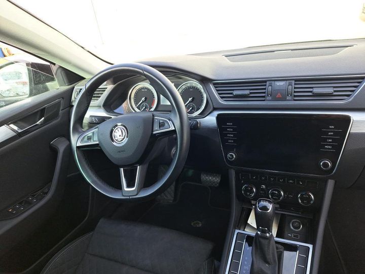 Photo 4 VIN: TMBJH7NP0L7058021 - SKODA SUPERB 