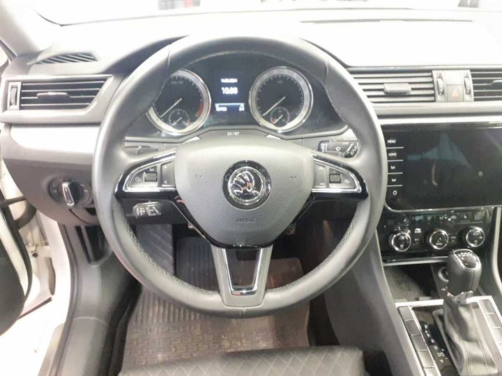 Photo 20 VIN: TMBJH7NP0L7068662 - SKODA SUPERB 