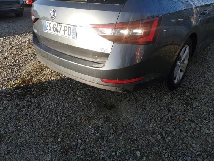 Photo 14 VIN: TMBJH7NP1J7544656 - SKODA SUPERB 