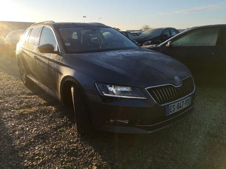 Photo 31 VIN: TMBJH7NP1J7544656 - SKODA SUPERB 