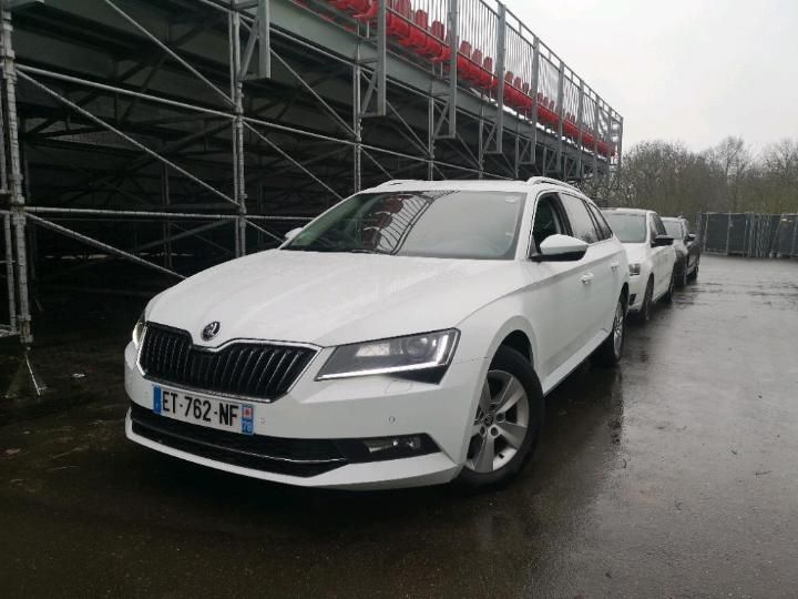 Photo 1 VIN: TMBJH7NP1J7560288 - SKODA SUPERB 