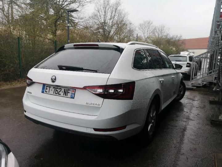 Photo 19 VIN: TMBJH7NP1J7560288 - SKODA SUPERB 