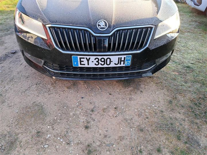 Photo 13 VIN: TMBJH7NP1J7595655 - SKODA SUPERB 