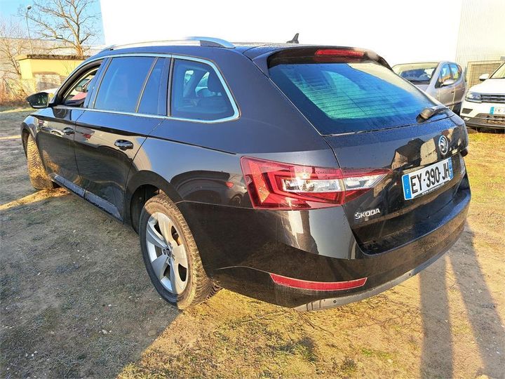 Photo 23 VIN: TMBJH7NP1J7595655 - SKODA SUPERB 