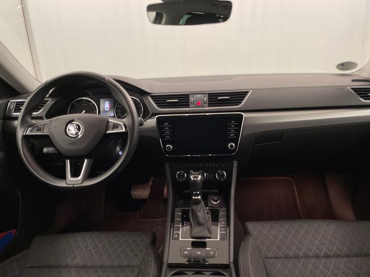 Photo 6 VIN: TMBJH7NP1K7049164 - SKODA SUPERB 