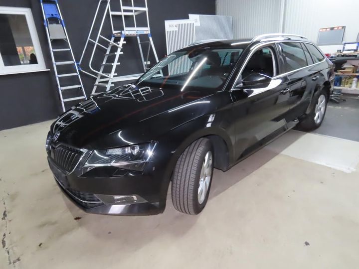 Photo 0 VIN: TMBJH7NP2H7513930 - SKODA SUPERB COMBI 