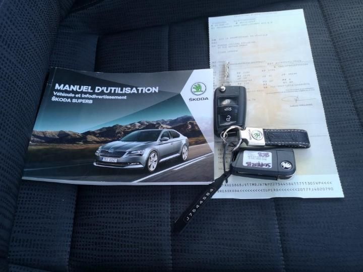 Photo 25 VIN: TMBJH7NP2J7544584 - SKODA SUPERB 