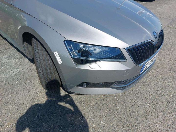 Photo 27 VIN: TMBJH7NP2J7594207 - SKODA SUPERB 