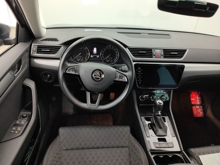 Photo 9 VIN: TMBJH7NP2K7024614 - SKODA SUPERB 