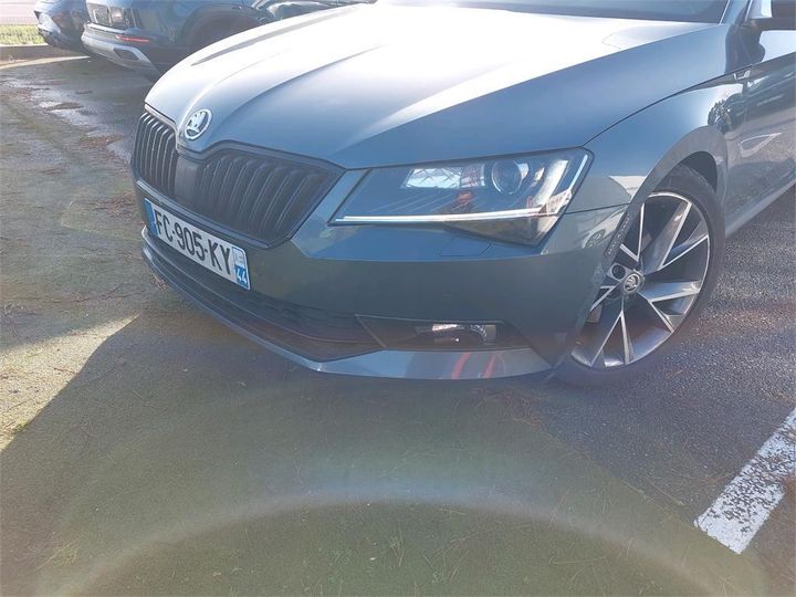 Photo 21 VIN: TMBJH7NP2K7025987 - SKODA SUPERB 