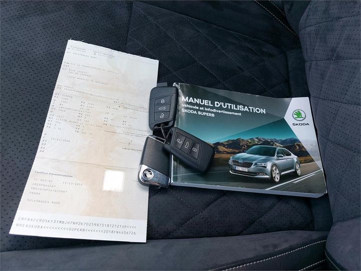 Photo 7 VIN: TMBJH7NP2K7025987 - SKODA SUPERB 