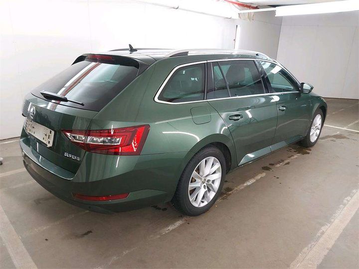 Photo 2 VIN: TMBJH7NP2K7044586 - SKODA SUPERB COMBI 