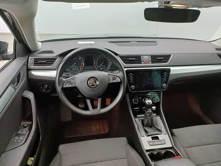 Photo 9 VIN: TMBJH7NP2K7045849 - SKODA SUPERB 