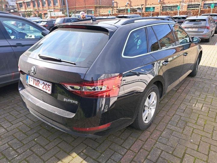 Photo 1 VIN: TMBJH7NP2K7059234 - SKODA SUPERB 