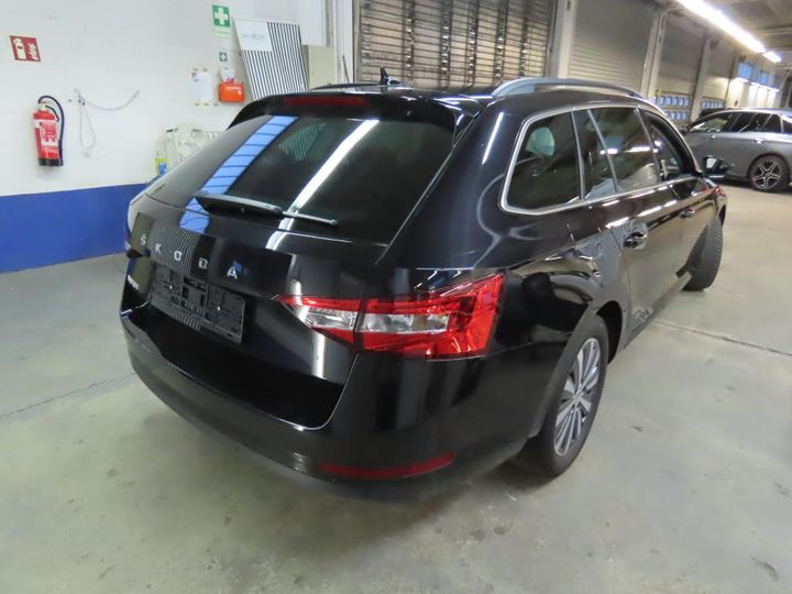 Photo 5 VIN: TMBJH7NP2N7032281 - SKODA SUPERB 