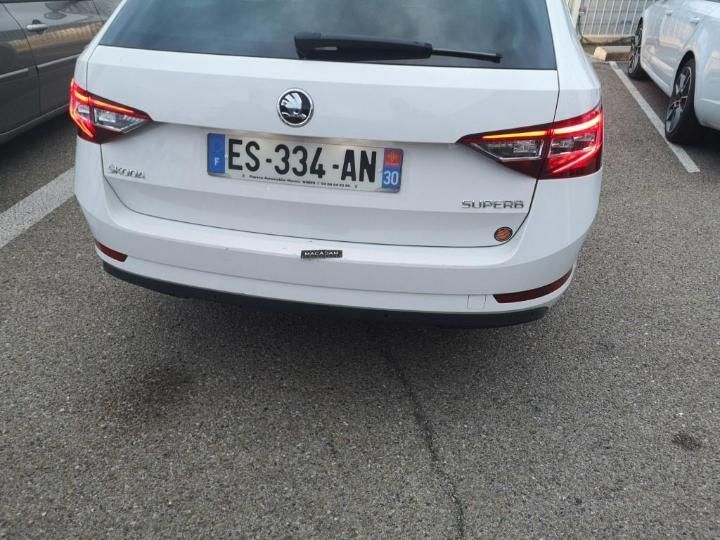 Photo 20 VIN: TMBJH7NP3J7539362 - SKODA SUPERB 