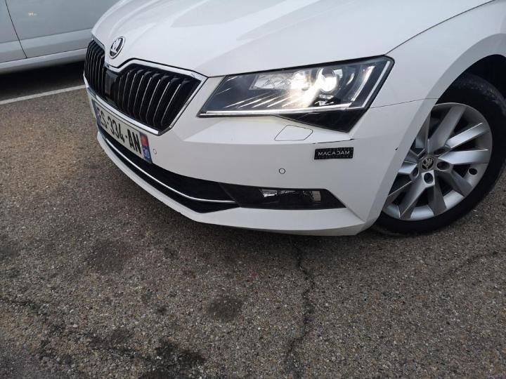 Photo 22 VIN: TMBJH7NP3J7539362 - SKODA SUPERB 