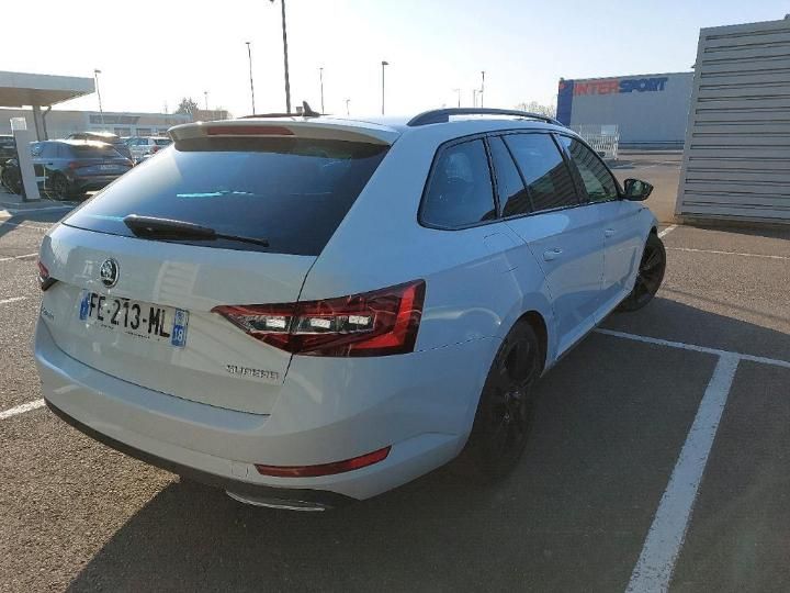 Photo 16 VIN: TMBJH7NP3K7054172 - SKODA SUPERB 