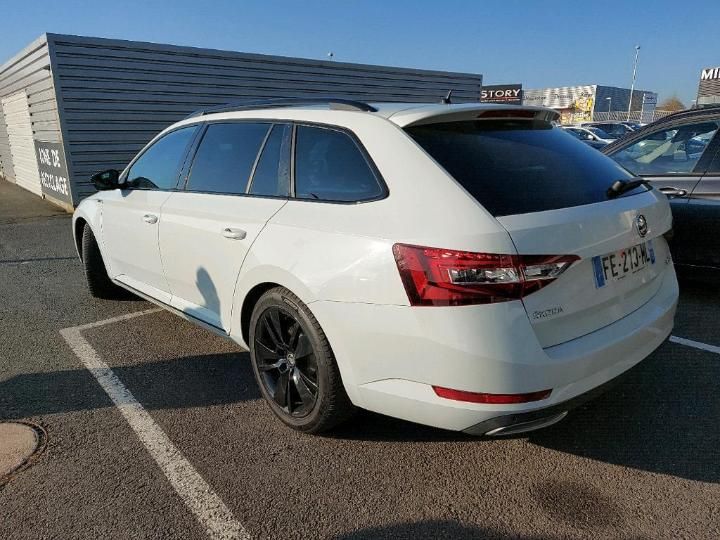 Photo 17 VIN: TMBJH7NP3K7054172 - SKODA SUPERB 