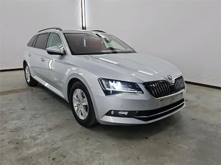 Photo 2 VIN: TMBJH7NP4J7574251 - SKODA SUPERB 