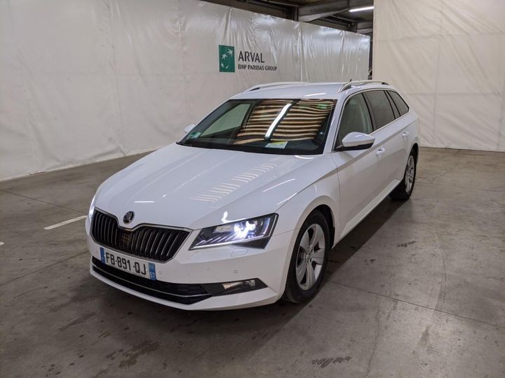 Photo 1 VIN: TMBJH7NP4K7023710 - SKODA SUPERB 