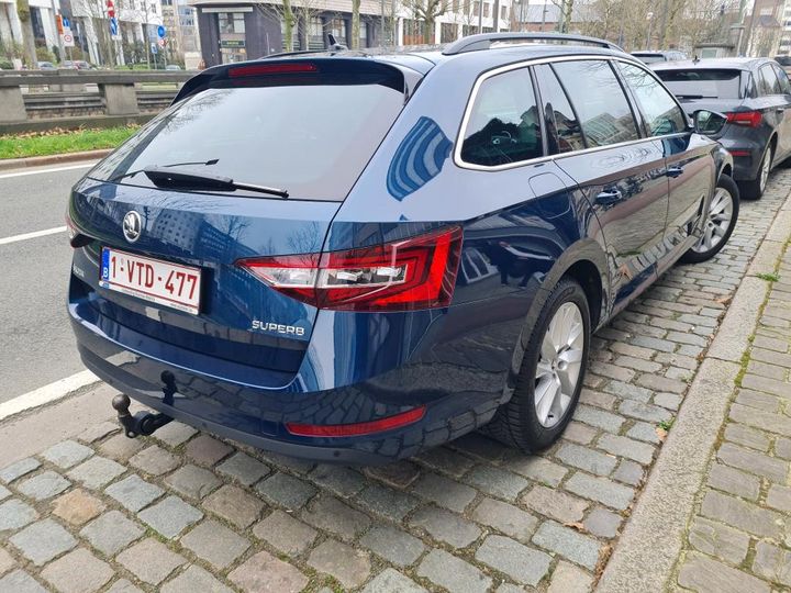 Photo 1 VIN: TMBJH7NP4K7045285 - SKODA SUPERB 